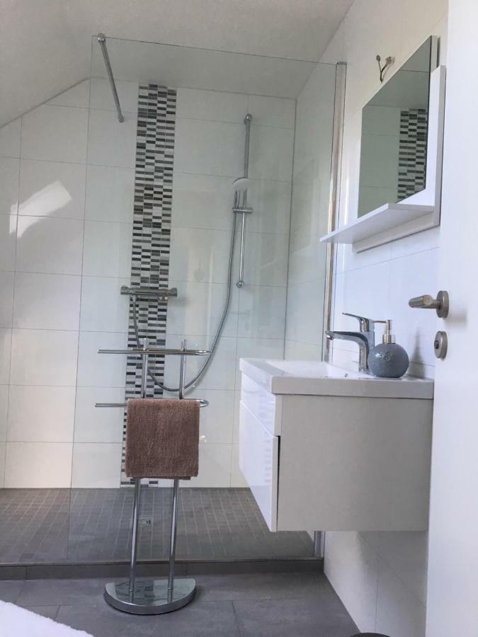 Ferienwohnung Ravelblick Roetgen Esterno foto
